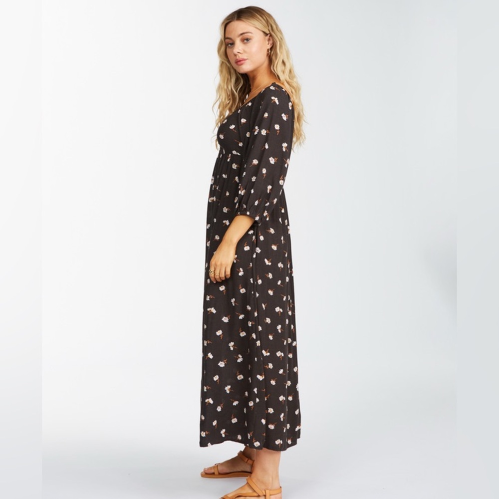 Billabong Swept Away Midi Dress (Off Black)
